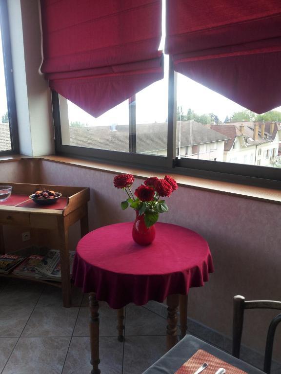 Hotel Evian Express - Terminus מראה חיצוני תמונה
