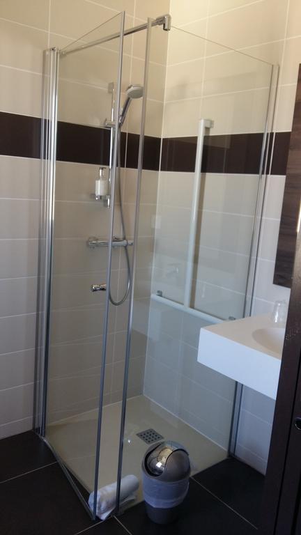 Hotel Evian Express - Terminus מראה חיצוני תמונה